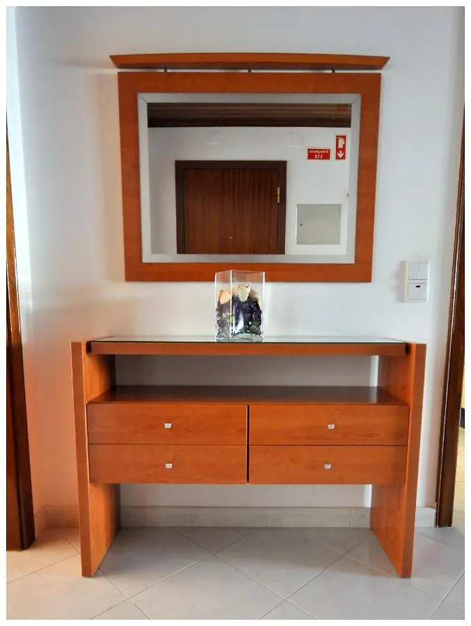 Apartamentos Capitolina Quarteira 0*,
